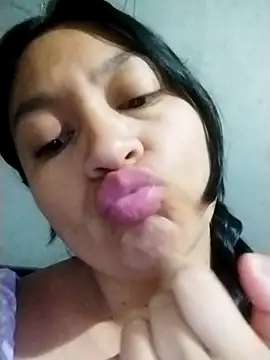 LatinSquirtBaby online show from June 2026 01:25:01 PM