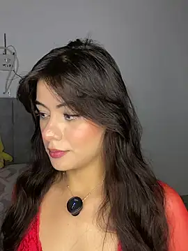 Snapshot of DahliaRouse chatting on March 2026 11:32:01 PM DahliaRouse online show from March 2026 11:32:01 PM