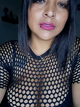 Sarah-917 online show from June 2026 05:11:02 PM