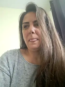 Snapshot of Arya_Malone chatting on April 2026 08:17:02 AM Arya Malone online show from April 2026 08:17:02 AM