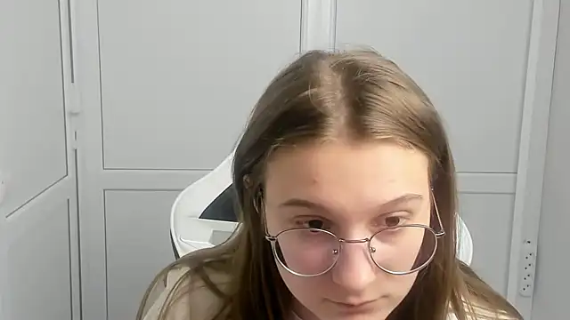 Snapshot of Mia_kristal chatting on March 2026 08:51:02 AM Mia kristal online show from March 2026 08:51:02 AM