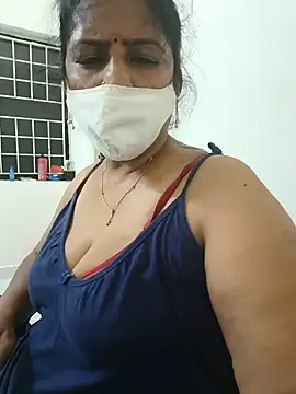 Snapshot of tamil_manjalmaami chatting on May 2026 05:30:02 PM tamil manjalmaami online show from May 2026 05:30:02 PM