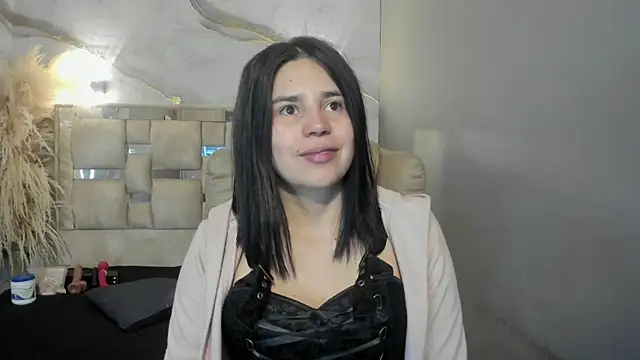 Cata black online show from June 2026 12:59:01 PM