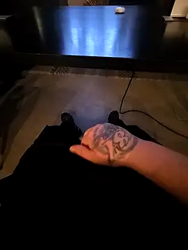 Snapshot of OssiBigCum chatting on March 2026 10:47:02 PM OssiBigCum online show from March 2026 10:47:02 PM