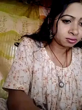 Snapshot of Sexy_moon45 chatting on March 2026 06:17:02 AM Sexy moon45 online show from March 2026 06:17:02 AM