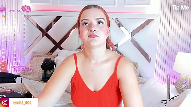 Snapshot of melanieklaus2 chatting on June 2026 01:48:01 PM melanieklaus2 online show from June 2026 01:48:01 PM