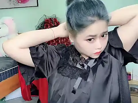 Snapshot of Nhanlu009 chatting on May 2026 09:14:01 AM Nhanlu009 online show from May 2026 09:14:01 AM
