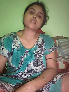 Snapshot of hotbhabhi_0 chatting on April 2026 01:42:02 PM hotbhabhi 0 online show from April 2026 01:42:02 PM