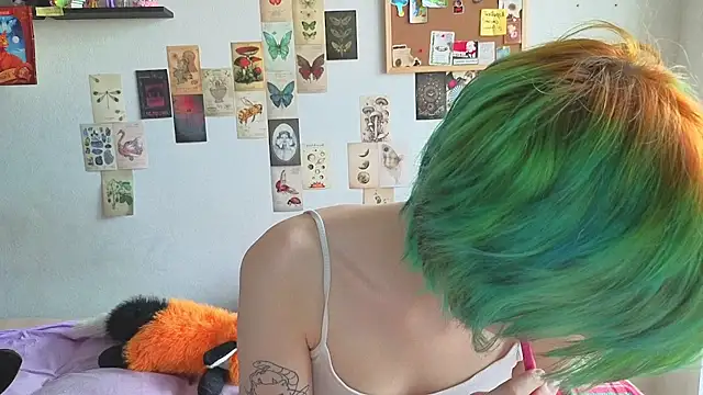 LittleKittenStar online show from May 2026 01:30:01 PM