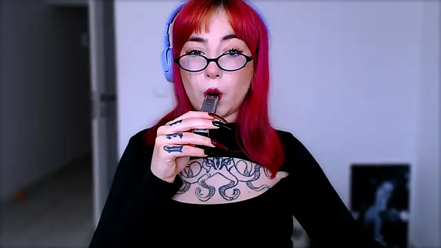 MistressEdith online show from April 2026 06:38:01 AM