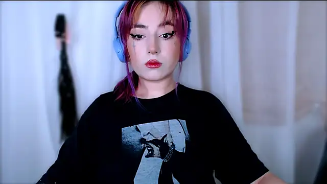 MistressEdith online show from May 2026 08:27:01 PM