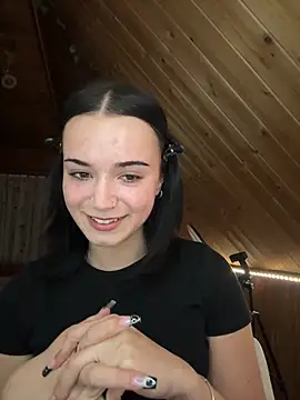 hellokiityy online show from March 2026 08:46:01 PM