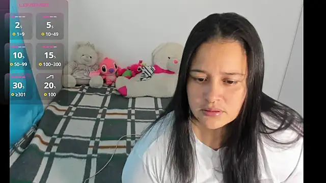 Snapshot of Atenea_19_ chatting on June 2026 09:35:02 PM Atenea 19 online show from June 2026 09:35:02 PM