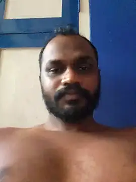 Snapshot of singletamilguy chatting on April 2026 05:52:01 AM singletamilguy online show from April 2026 05:52:01 AM