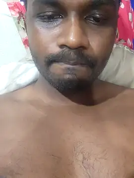 Snapshot of singletamilguy chatting on April 2026 06:01:01 PM singletamilguy online show from April 2026 06:01:01 PM