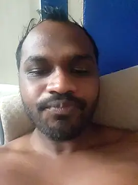 Snapshot of singletamilguy chatting on April 2026 07:39:01 AM singletamilguy online show from April 2026 07:39:01 AM