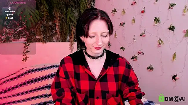 Snapshot of Kira__Cutie chatting on June 2026 08:18:01 PM Kira Cutie online show from June 2026 08:18:01 PM