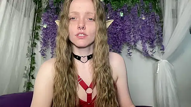 ElfGirlAna online show from June 2026 02:43:02 PM