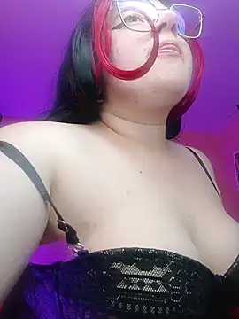 Gigi hart7 online show from April 2026 09:05:01 PM