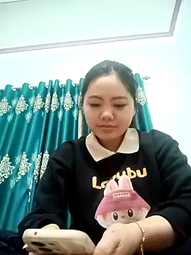 Snapshot of Mi-milan chatting on March 2026 07:24:02 AM Mi-milan online show from March 2026 07:24:02 AM