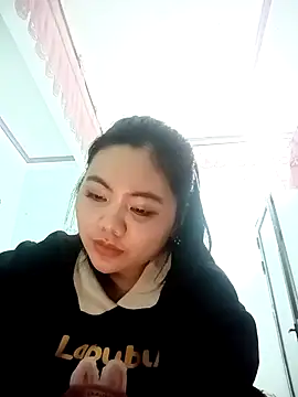 Snapshot of Mi-milan chatting on March 2026 08:19:01 AM Mi-milan online show from March 2026 08:19:01 AM