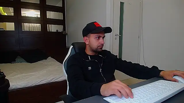 BryceReign online show from April 2026 04:30:02 AM