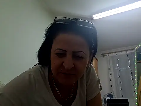 Snapshot of Alexisbaba12 chatting on May 2026 08:47:01 PM Alexisbaba12 online show from May 2026 08:47:01 PM