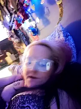 CouplesRetreat812 online show from May 2026 09:09:02 PM