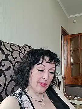 HelgaDennis online show from May 2026 04:15:01 PM
