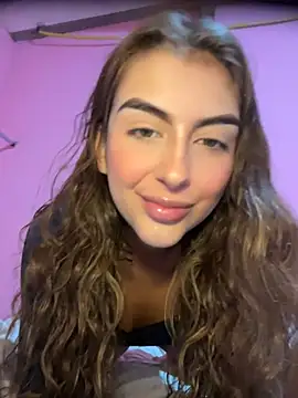 miiabellovic online show from May 2026 06:25:01 PM