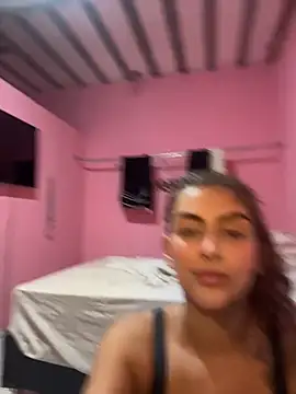 miiabellovic online show from May 2026 07:53:02 PM