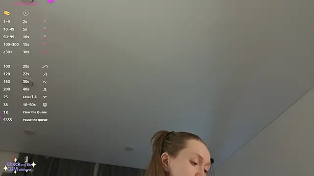 Snapshot of mowalova chatting on May 2026 09:43:01 PM mowalova online show from May 2026 09:43:01 PM