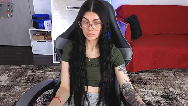 Snapshot of AnacondaOnn chatting on May 2026 06:21:02 AM AnacondaOnn online show from May 2026 06:21:02 AM