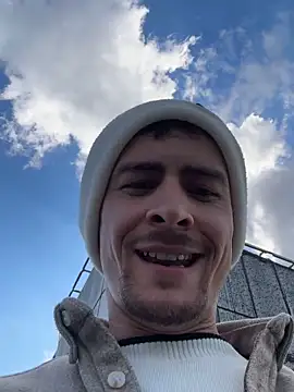 globalfucker34 online show from April 2026 02:00:02 PM