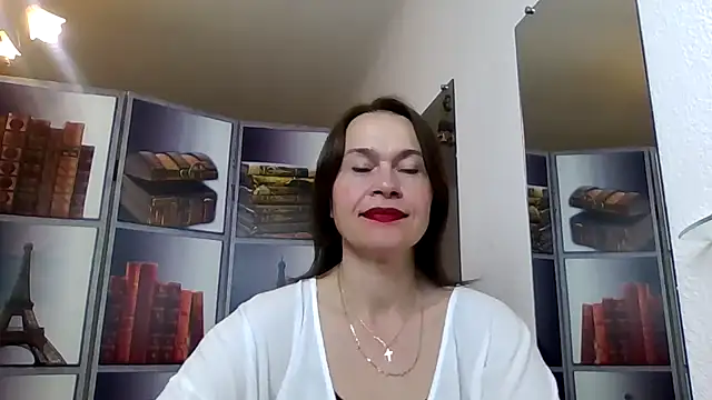 Snapshot of Selena_Moo chatting on May 2026 03:08:02 PM Selena Moo online show from May 2026 03:08:02 PM