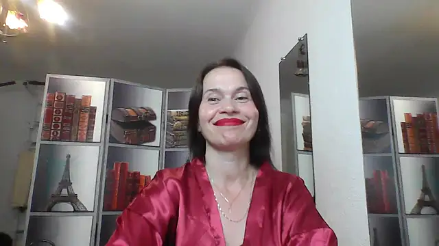 Snapshot of Selena_Moo chatting on June 2026 09:29:01 PM Selena Moo online show from June 2026 09:29:01 PM