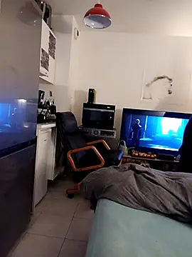 TOPHE0 online show from March 2026 10:22:01 PM