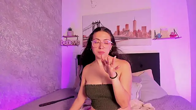 Snapshot of SofiaLujan_ chatting on June 2026 11:53:02 PM SofiaLujan online show from June 2026 11:53:02 PM