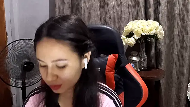 SeleneChiang online show from March 2026 11:24:01 AM