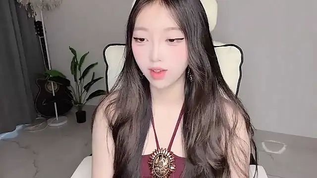Yukiy8877 online show from April 2026 11:07:02 PM