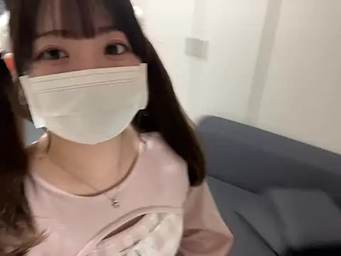 Snapshot of y-u-r-a-33 chatting on March 2026 06:36:01 AM y-u-r-a-33 online show from March 2026 06:36:01 AM