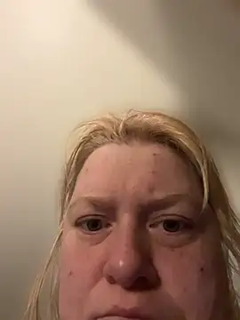 Snapshot of NexusStarStriker chatting on May 2026 10:42:01 AM NexusStarStriker online show from May 2026 10:42:01 AM