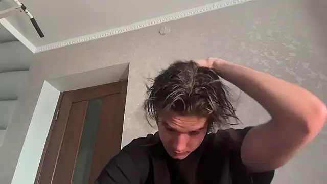 tomasdickpick online show from April 2026 07:34:01 AM