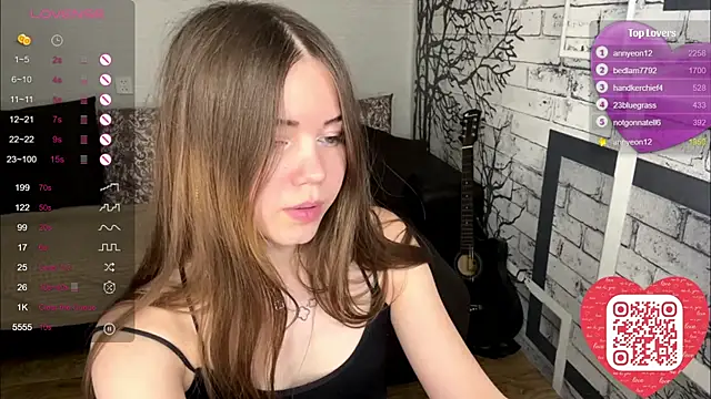 Snapshot of ElmiraDabato chatting on July 2026 10:41:01 AM ElmiraDabato online show from July 2026 10:41:01 AM