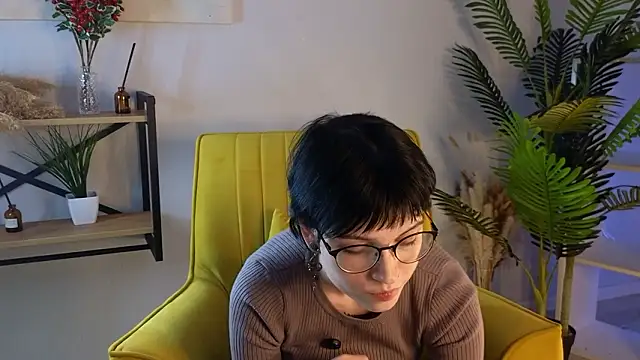 RubieNibbs online show from March 2026 01:58:02 PM