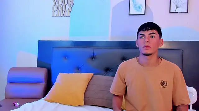 Duolust2 online show from March 2026 11:49:01 AM