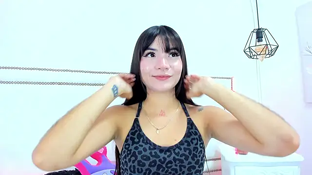 emma-sandoval online show from May 2026 07:31:02 PM