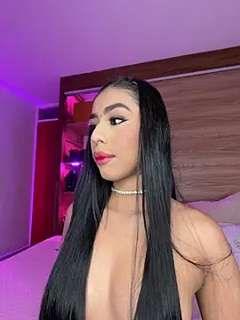 Rossie Blooms online show from April 2026 09:42:01 PM