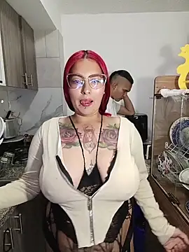 BombomAndAxel online show from May 2026 03:46:02 AM