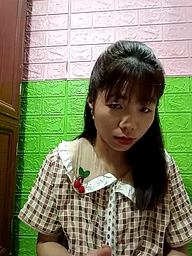 Snapshot of AmyLinee01 chatting on June 2026 12:39:01 AM AmyLinee01 online show from June 2026 12:39:01 AM